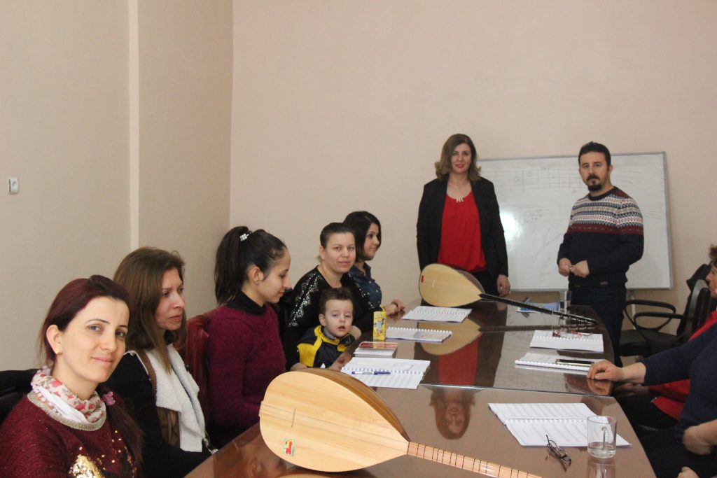 SAMANDAĞLI KADINLARA BAĞLAMA KURSU